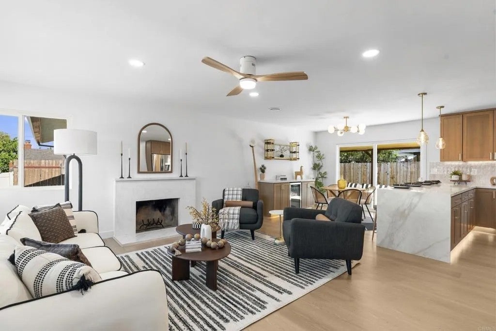 5565 Mount Aconia Way