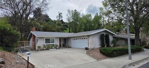 Photo of 7254 Pomelo, West Hills, CA 91307 (MLS # OC26035216)