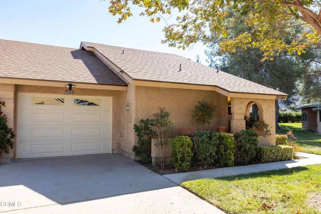 Photo of 20304 Village 20 Vlg, Camarillo, CA 93012 (MLS # V1-33174)