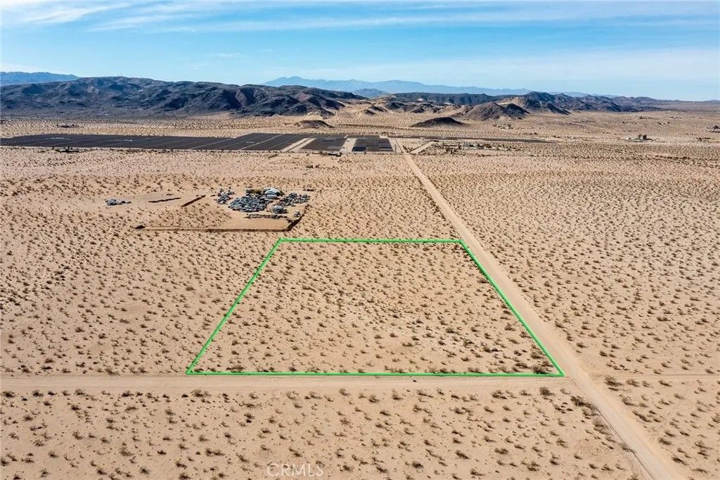Photo of 0 Shoshone Valley, 29 Palms, CA 92277 (MLS # BB25266577)