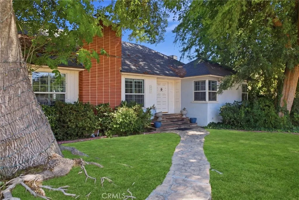 227 El Cerrito