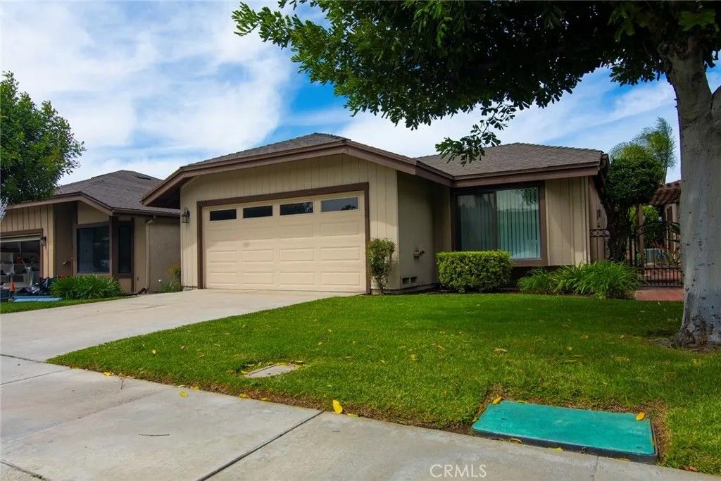 Photo of 2944 Hyde Park Circle, Riverside, CA 92506 (MLS # IV26075015)