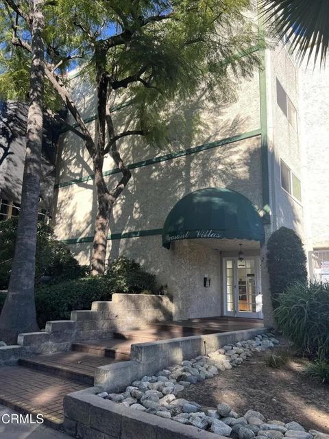 Photo of 277 Pleasant St Street #201, Pasadena, CA 91101 (MLS # P1-25157)
