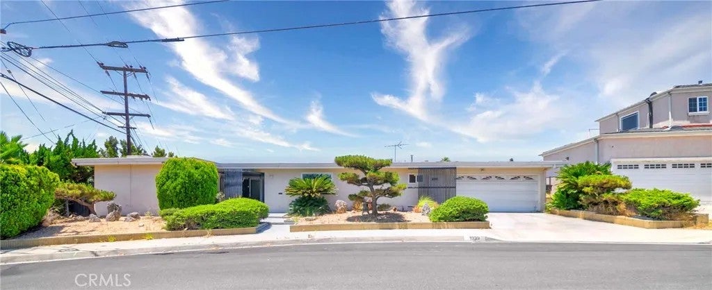 Photo of 1939 S Bradshawe AVE, Monterey Park, CA 91754 (MLS # PW26153124)