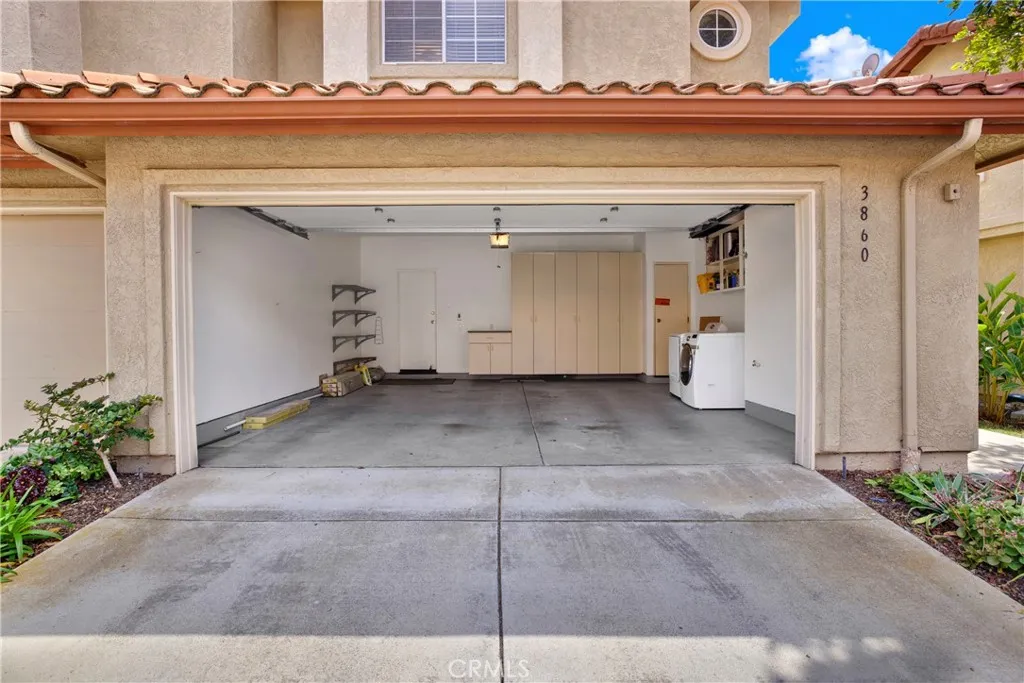 3860 Creststone Place