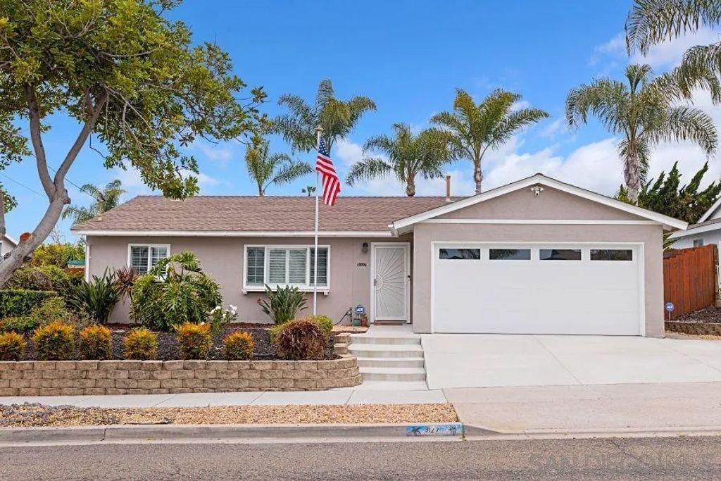 Photo of 3127 Thunder Dr, Oceanside, CA 92056 (MLS # 250042040)