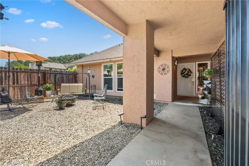 1149 River Bluff