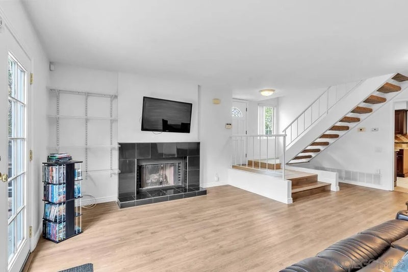 8322 Ora Belle Ln.