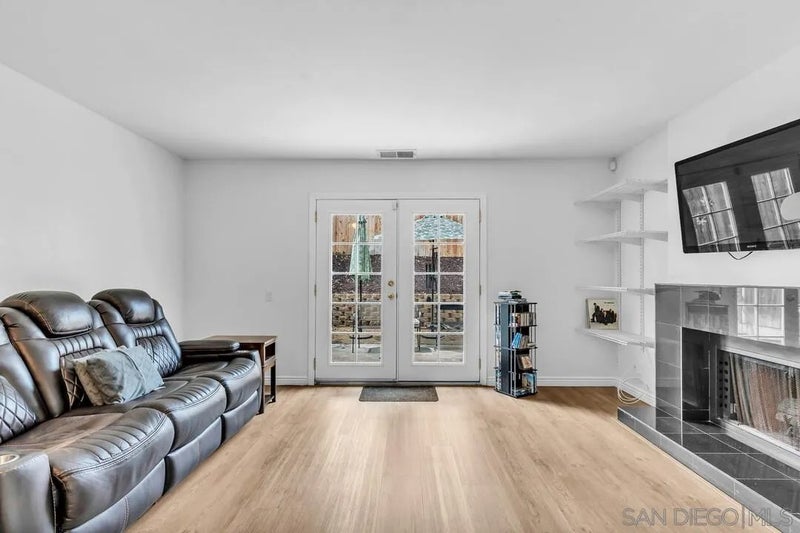 8322 Ora Belle Ln.