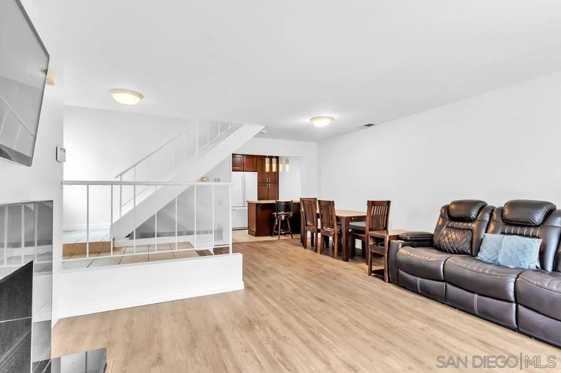 8322 Ora Belle Ln.
