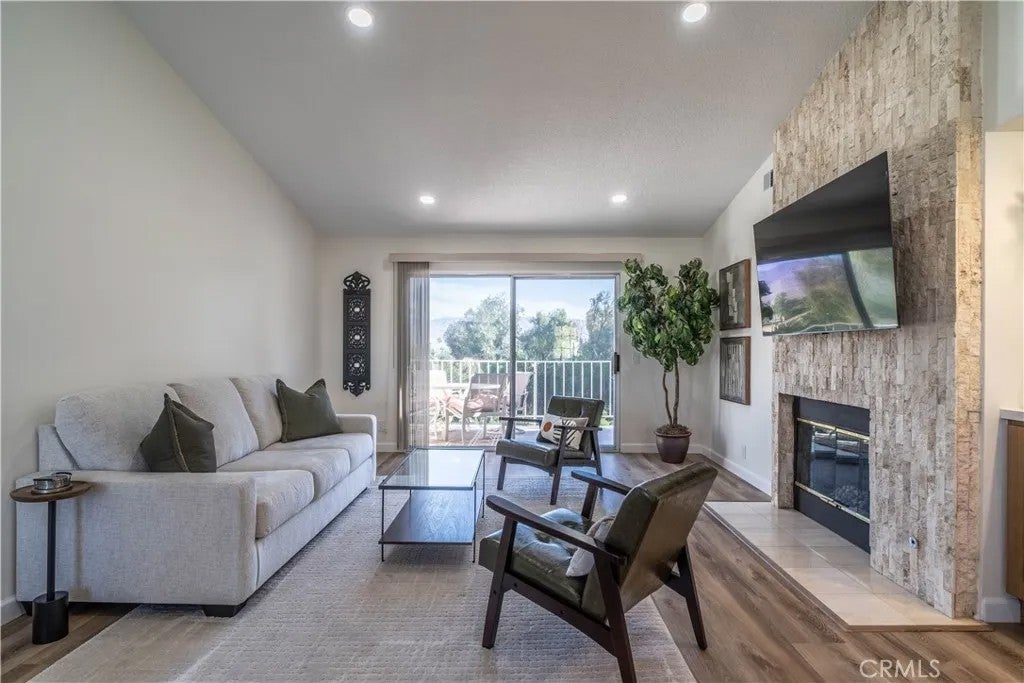 Photo of 304 Desert Falls, Palm Desert, CA 92211 (MLS # OC26034251)