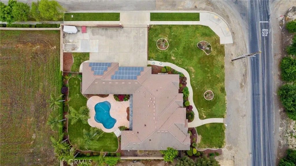 Photo of 1928 S Shirk Rd, Visalia, CA 93277 (MLS # PI26072705)