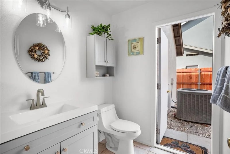 1059 Westbrook Street