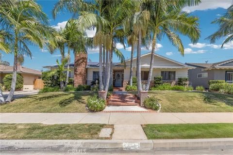 Photo of 204 S Wilson Ave, Covina, CA 91724 (MLS # CV26086734)