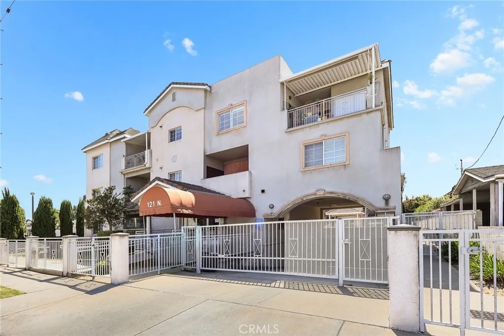 121 N Mcpherrin Avenue 105