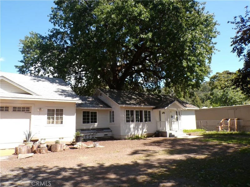 3660 Country Club