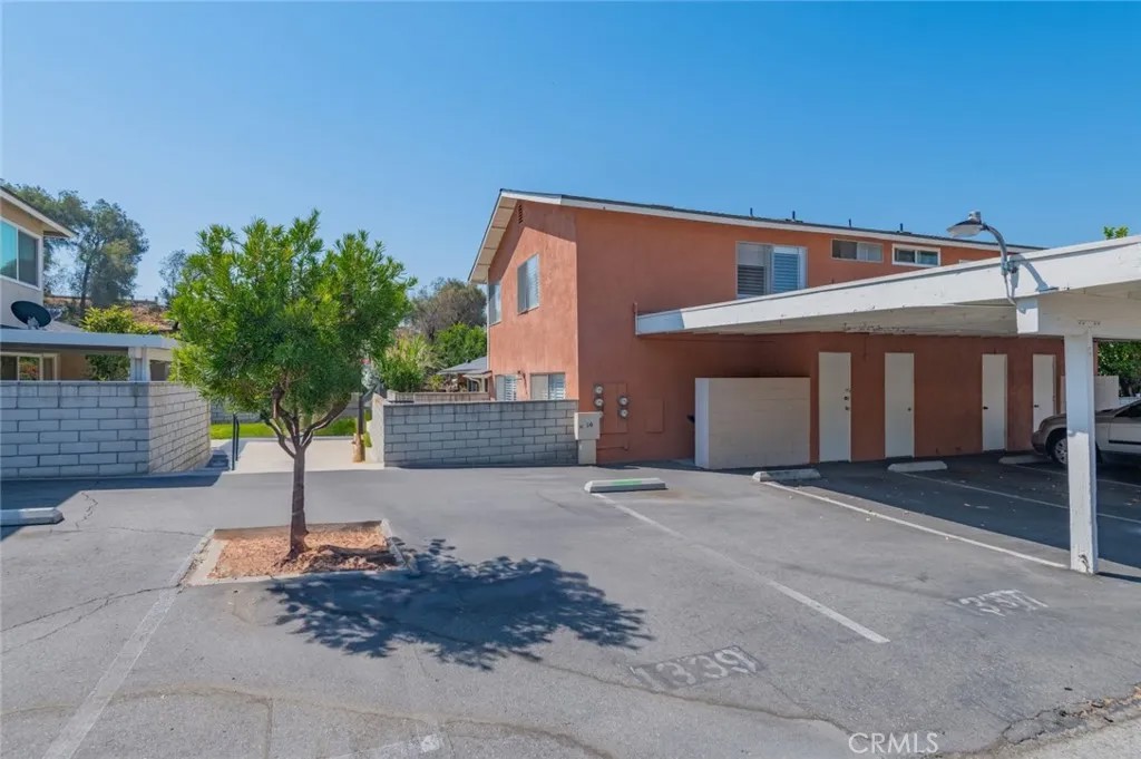 1339 Parkside Drive