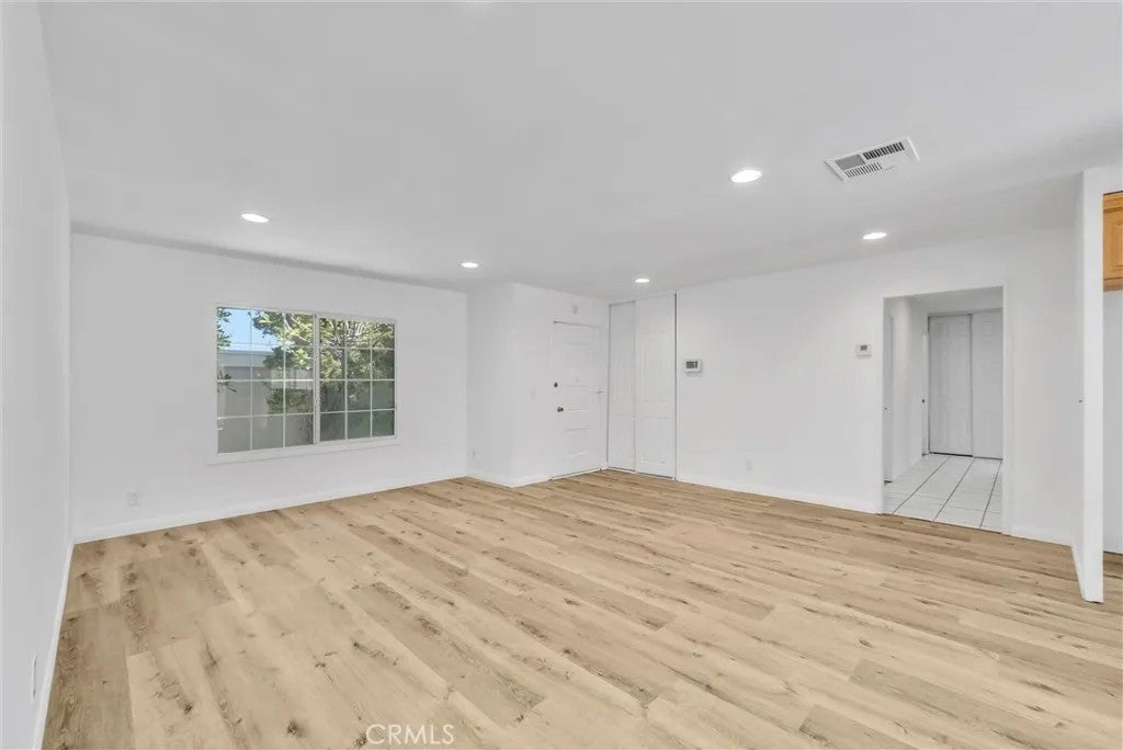 24801 Via San Marco