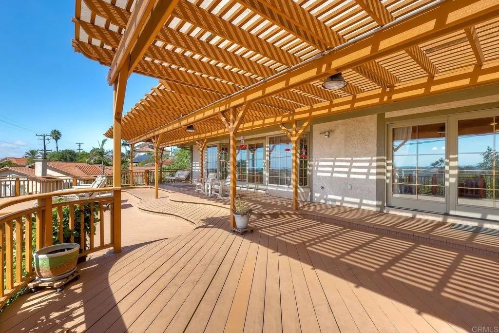 1650 Elevado Road