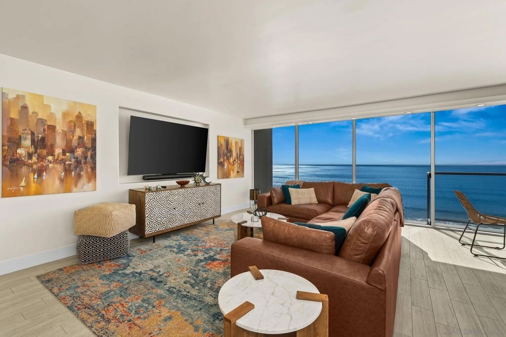 Photo of 1730 Avenida del Mundo #1108, Coronado, CA 92118 (MLS # 250044916)