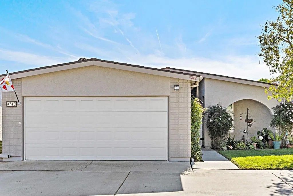 Photo of 3743 Rosemary Way, Oceanside, CA 92057 (MLS # NDP2601468)