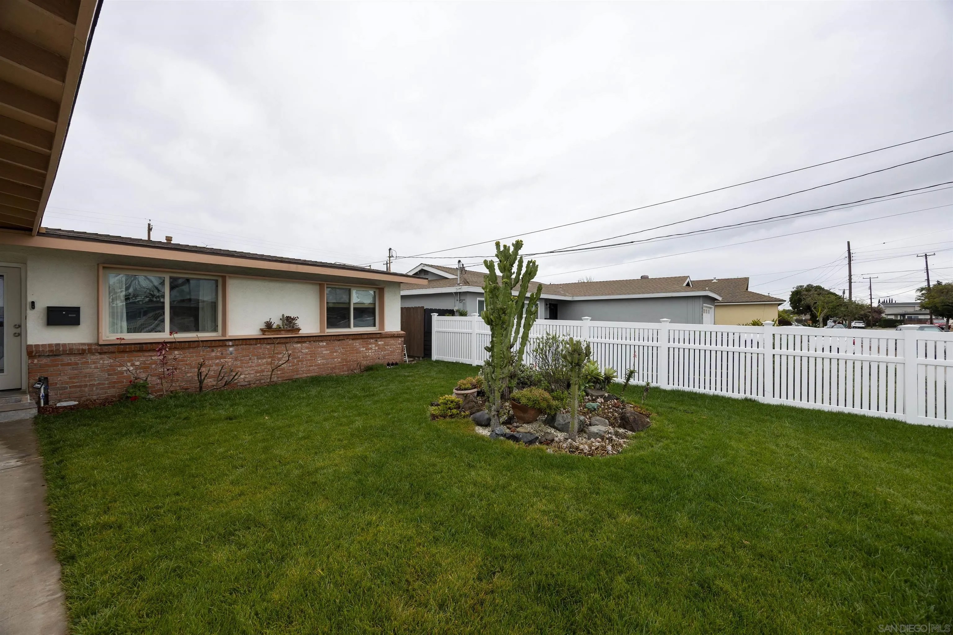 4413 Mount Henry Avenue