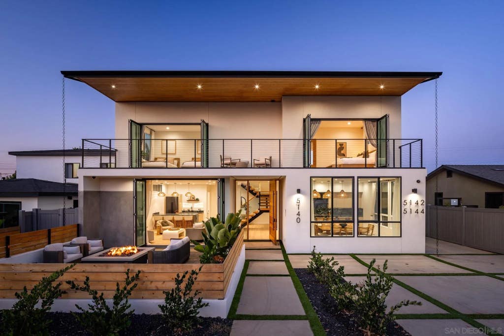 Photo of 5140 Los Robles Drive, Carlsbad, CA 92008 (MLS # 260013411)