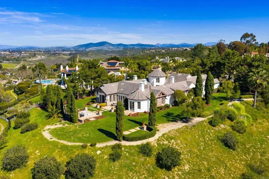 Photo of 12380 Angouleme Ct, San Diego, CA 92130 (MLS # NDP2601910)