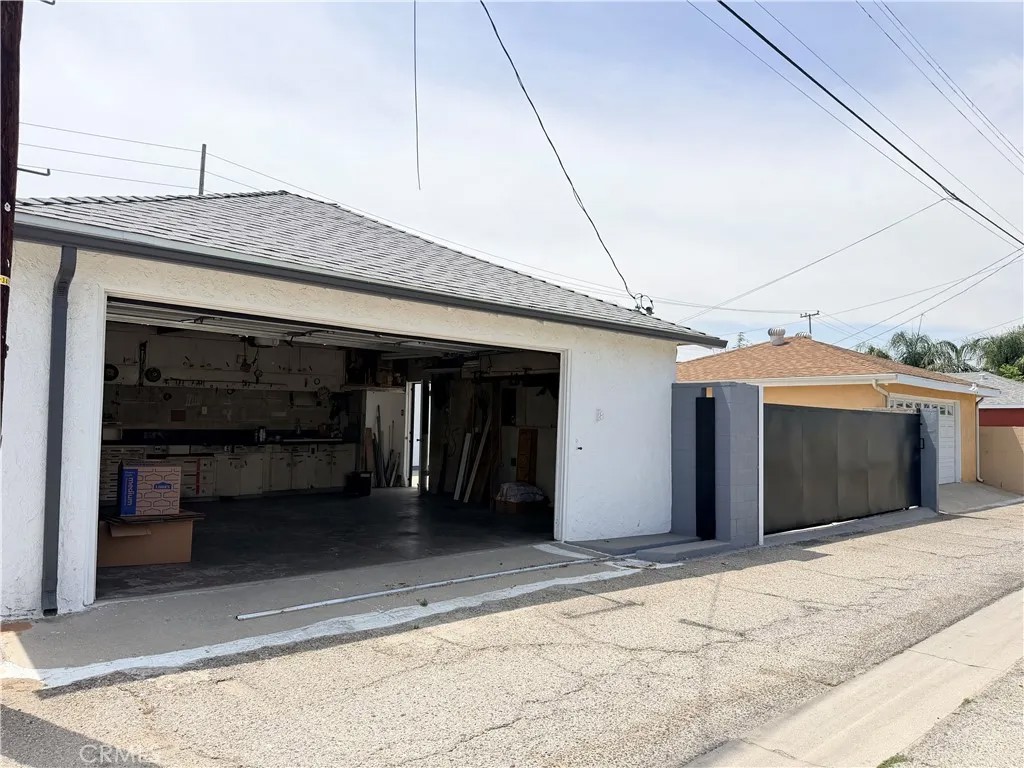 13249 Terra Bella Street