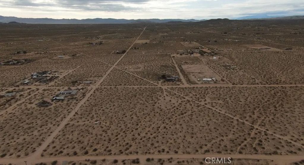 Photo of 60426 Lorraine Ave, Landers, CA 92285 (MLS # JT26002612)