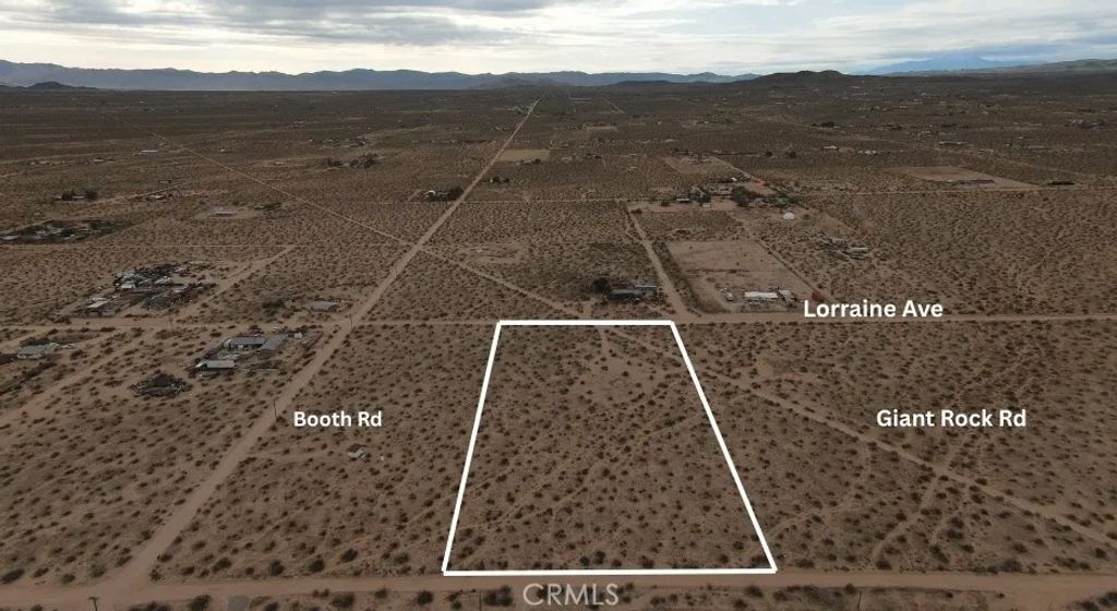 Photo of 60426 Lorraine Ave, Landers, CA 92285 (MLS # JT26002612)