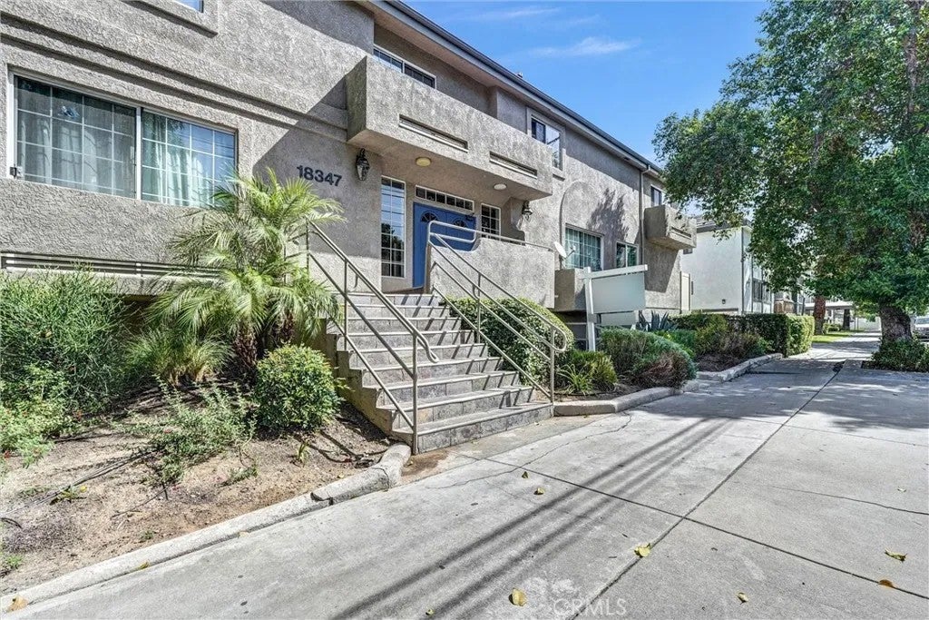 18347 Saticoy 24