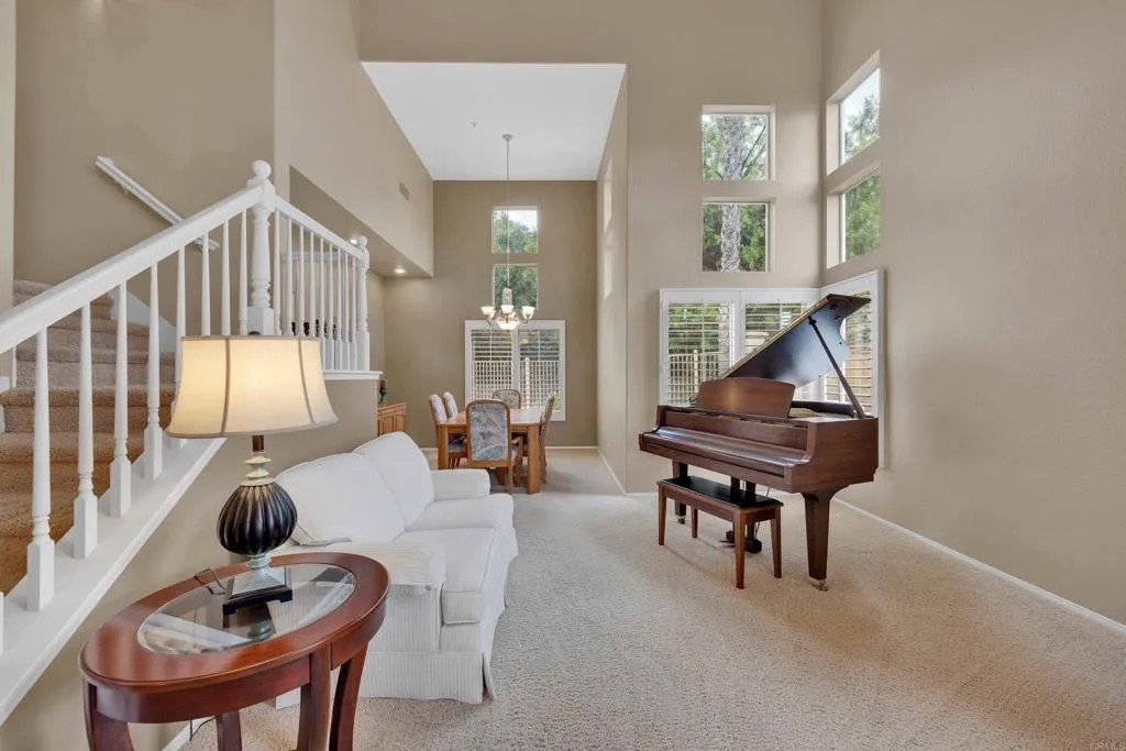 2334 Canyon View Glen