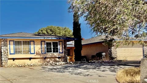 Photo of 40332 162nd ST, Palmdale, CA 93591 (MLS # SR26185759)