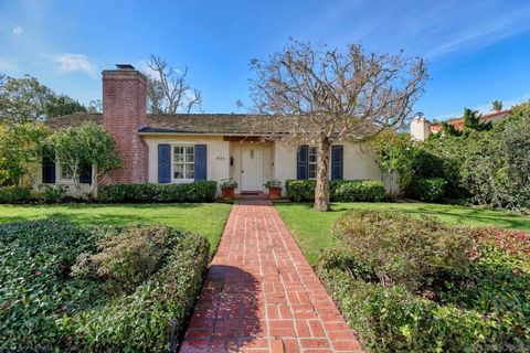 Photo of 6122 Vista Del Mar, La Jolla, CA 92037 (MLS # 2600412)