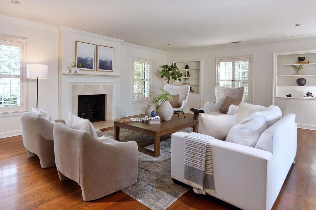 Photo of 6122 Vista Del Mar, La Jolla, CA 92037 (MLS # 2600412)