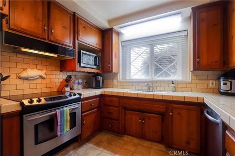 Tiny photo for 10558 Brierbush Ave, Downey, CA 90241 (MLS # DW25216646)