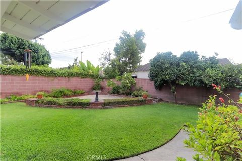 Tiny photo for 10558 Brierbush Ave, Downey, CA 90241 (MLS # DW25216646)