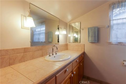 Tiny photo for 10558 Brierbush Ave, Downey, CA 90241 (MLS # DW25216646)