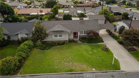 Tiny photo for 10558 Brierbush Ave, Downey, CA 90241 (MLS # DW25216646)