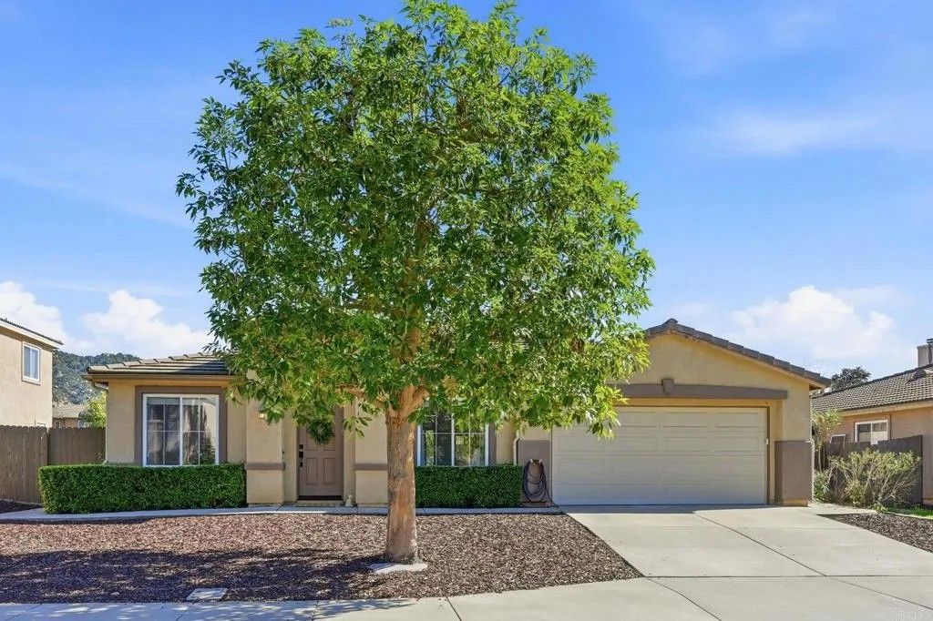 Photo of 618 Jacks Creek Road, Escondido, CA 92027 (MLS # NDP2600554)