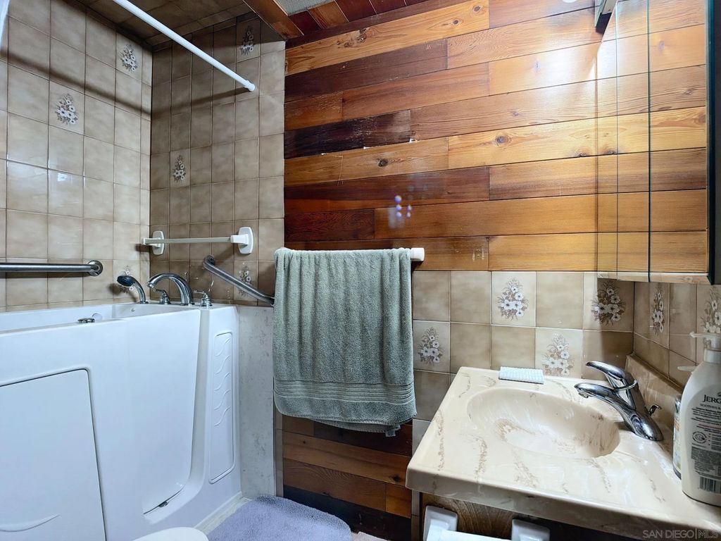 Photo of 1311 Crann Ave, Chula Vista, CA 91911 (MLS # 260002223)