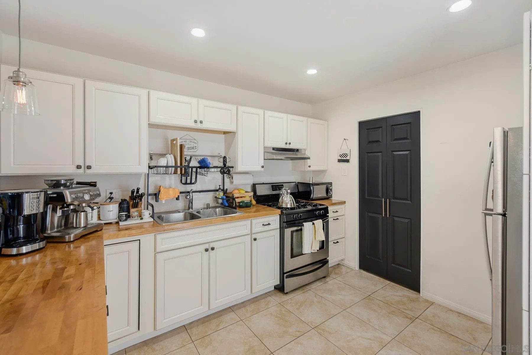 3317-19 Jemez Dr