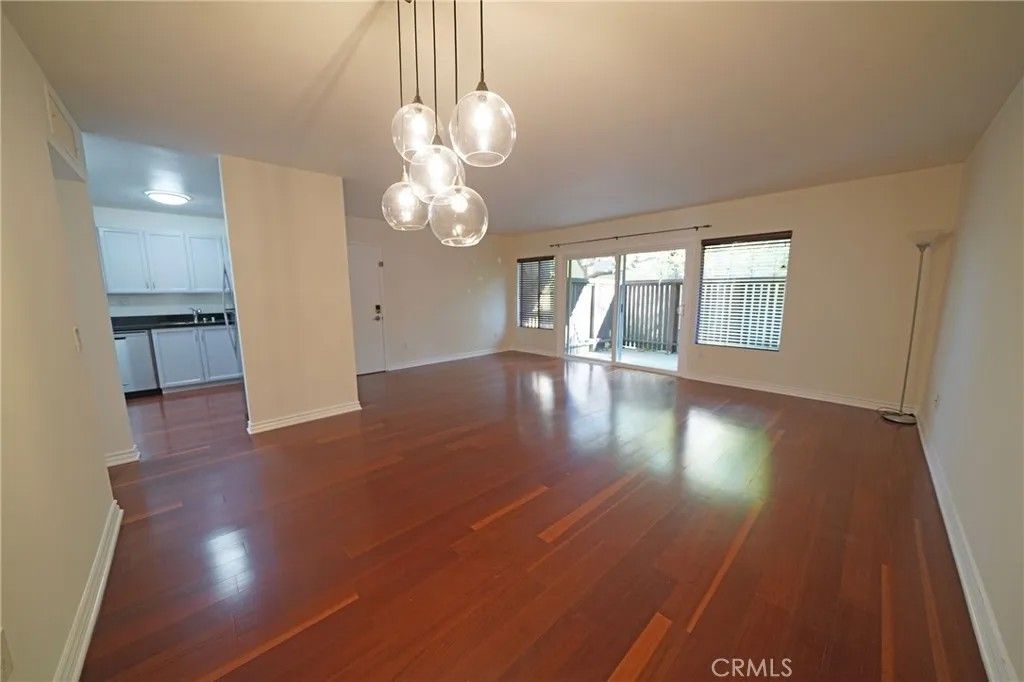 Photo of 18350 Hatteras Street, Tarzana, CA 91356 (MLS # SR26016442)