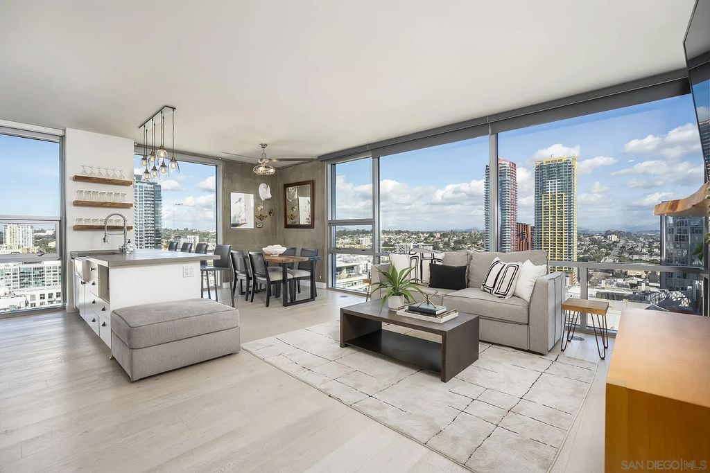 Photo of 321 10th Ave #2101, San Diego, CA 92101 (MLS # 260007081)