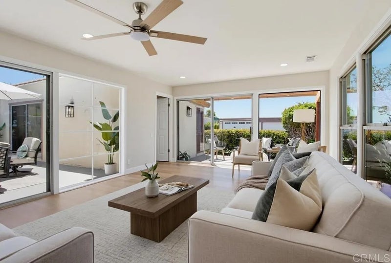 3621 Vista Campana South 62