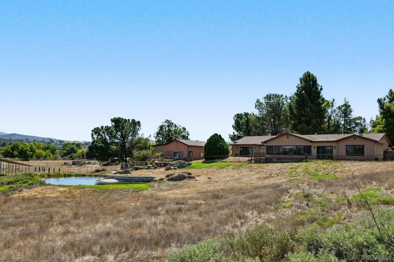 333 Thomsen Way