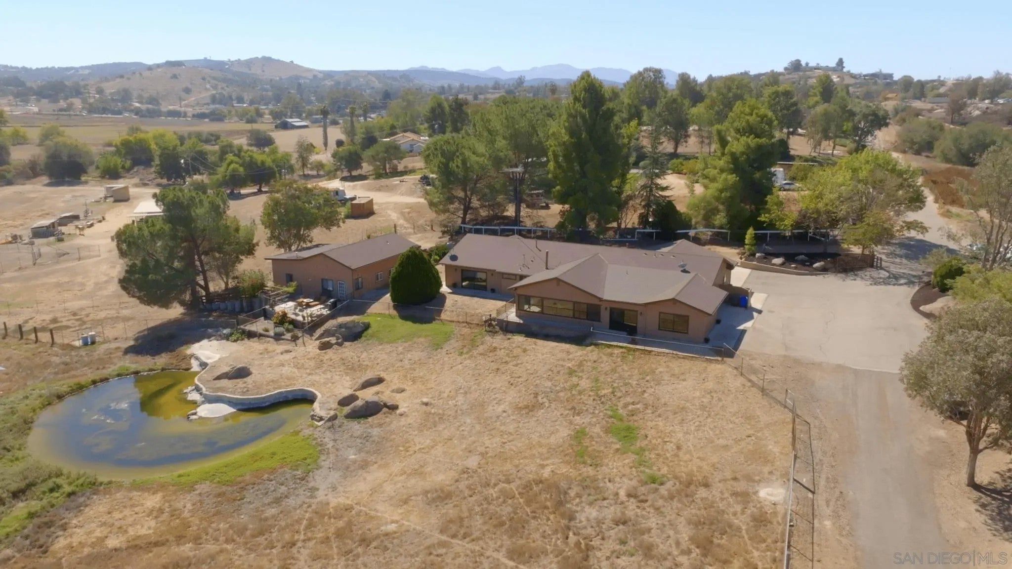 333 Thomsen Way