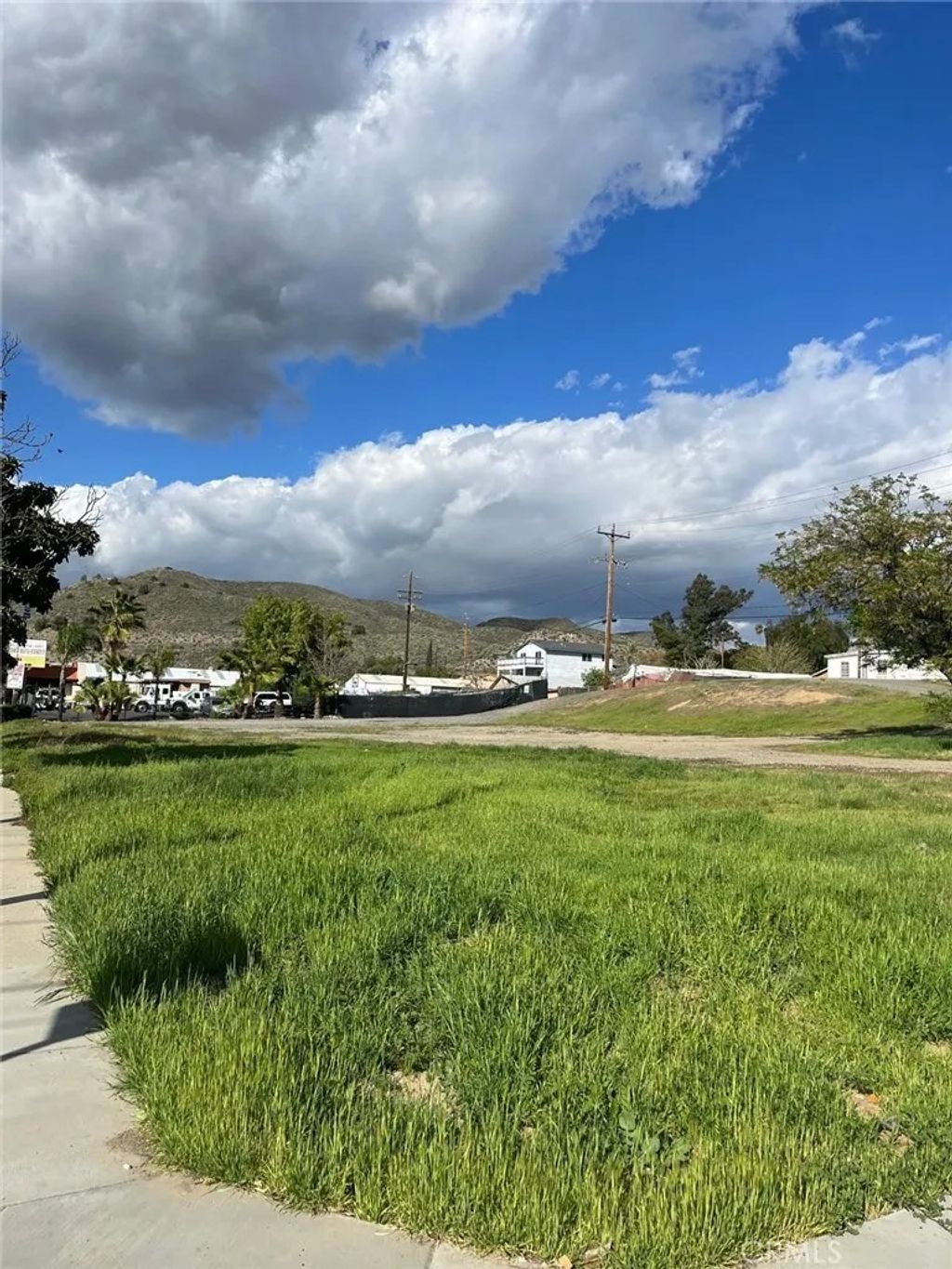 Photo of 402 N. Main St, Lake Elsinore, CA 92530 (MLS # IV26053396)
