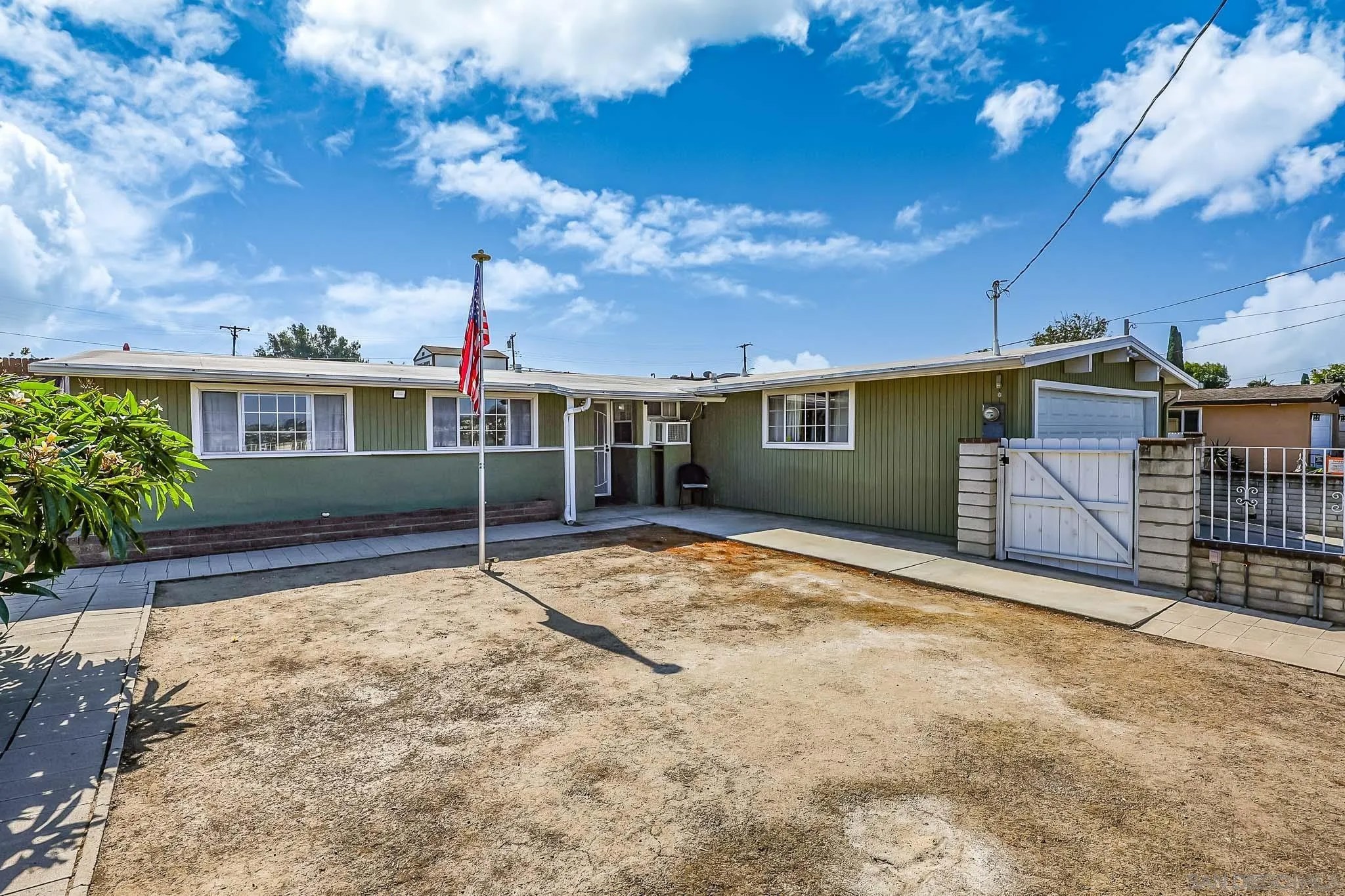245 Paden Dr